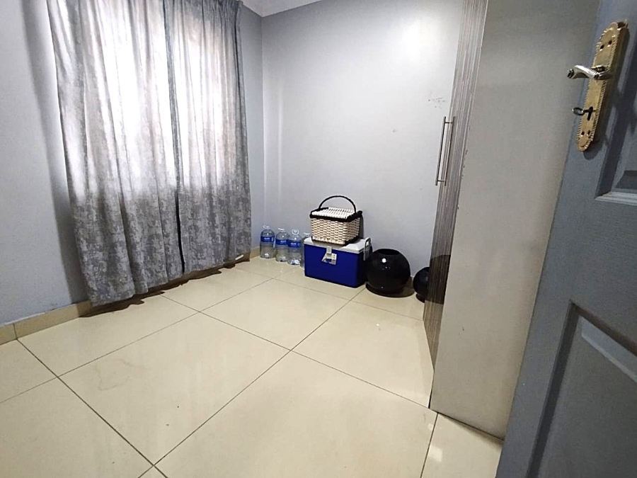 3 Bedroom Property for Sale in Montclair Western Cape